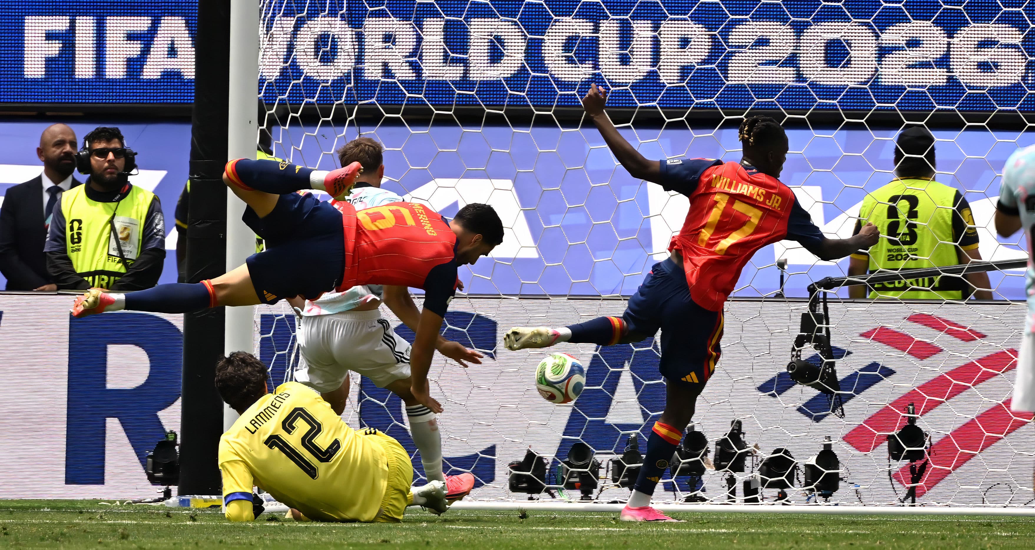 World Cup: After Thibaut Courtois' injury, one mistake sent Belgium home and Spain through