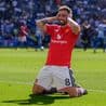 Bruno Fernandes commits future to Manchester United despite new contract wait