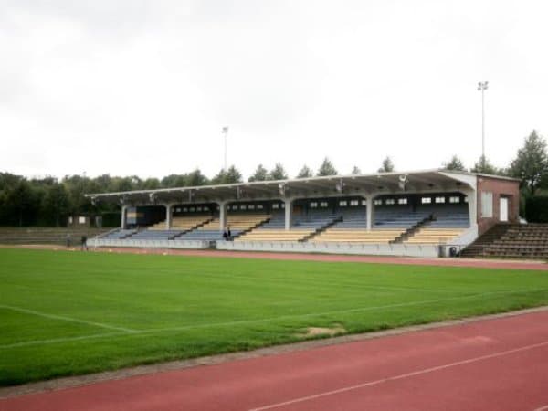 Platz am Sportheim
