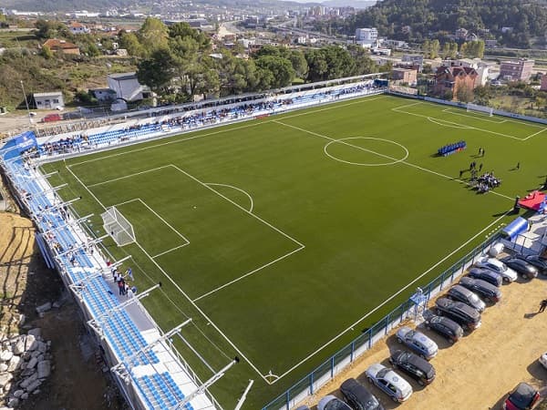 Stadiumi Vora