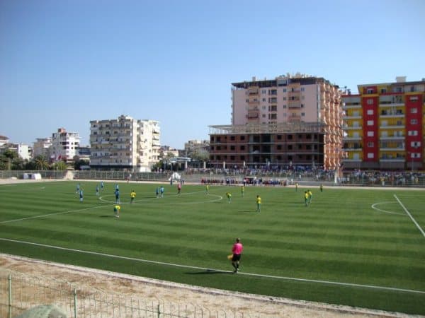 Stadiumi Andon Lapa