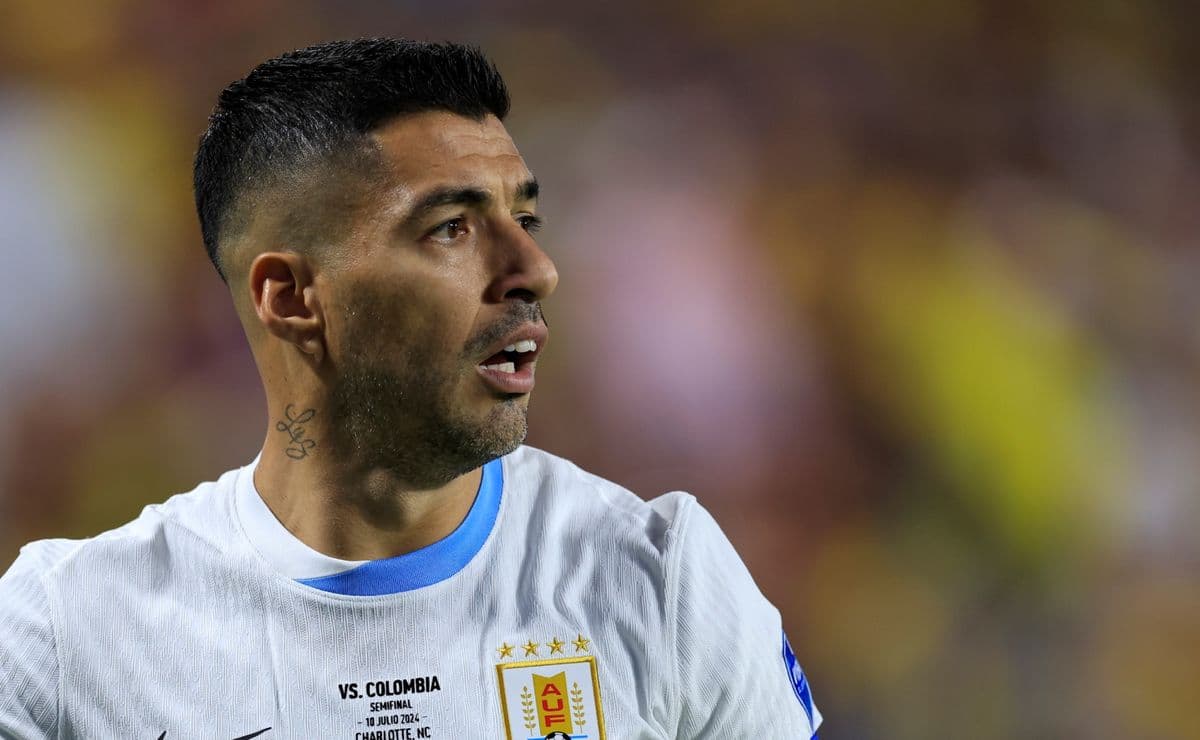 Luis Suarez left out of Uruguay’s 2026 World Cup squad as coach Bielsa unveils just three forwards
