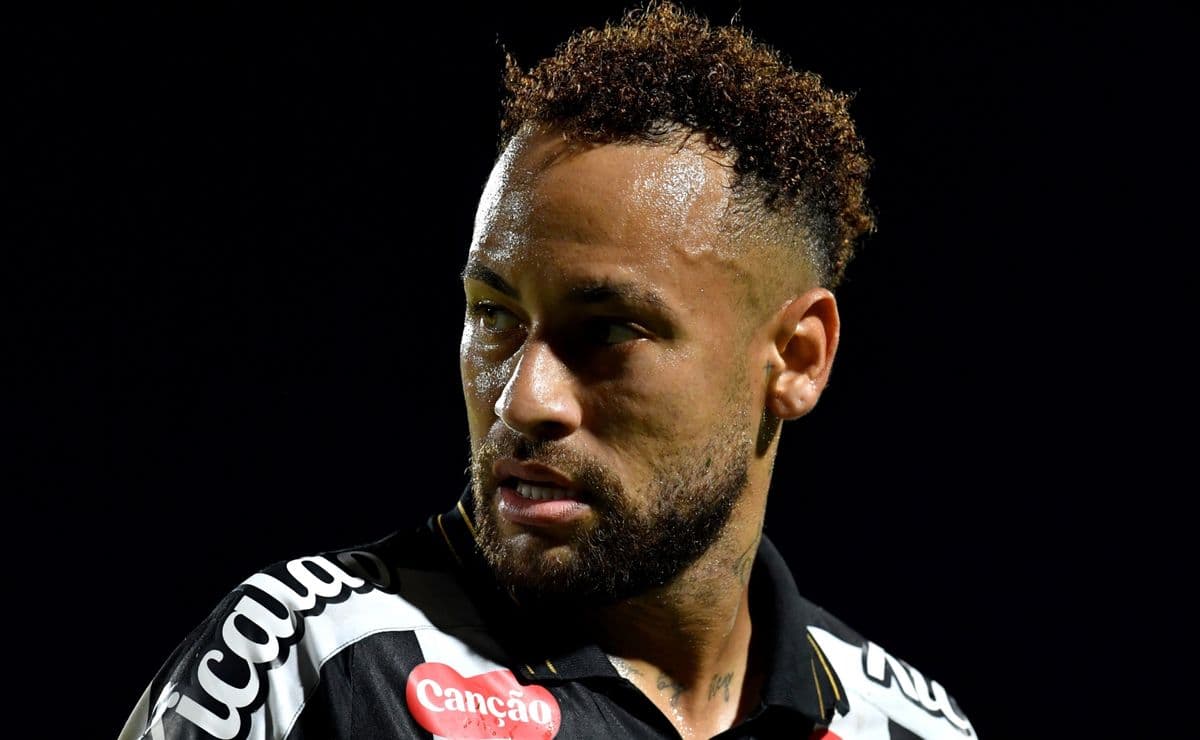 ‘I crossed the line,’ admits Neymar following incident with Santos teammate Robinho Jr