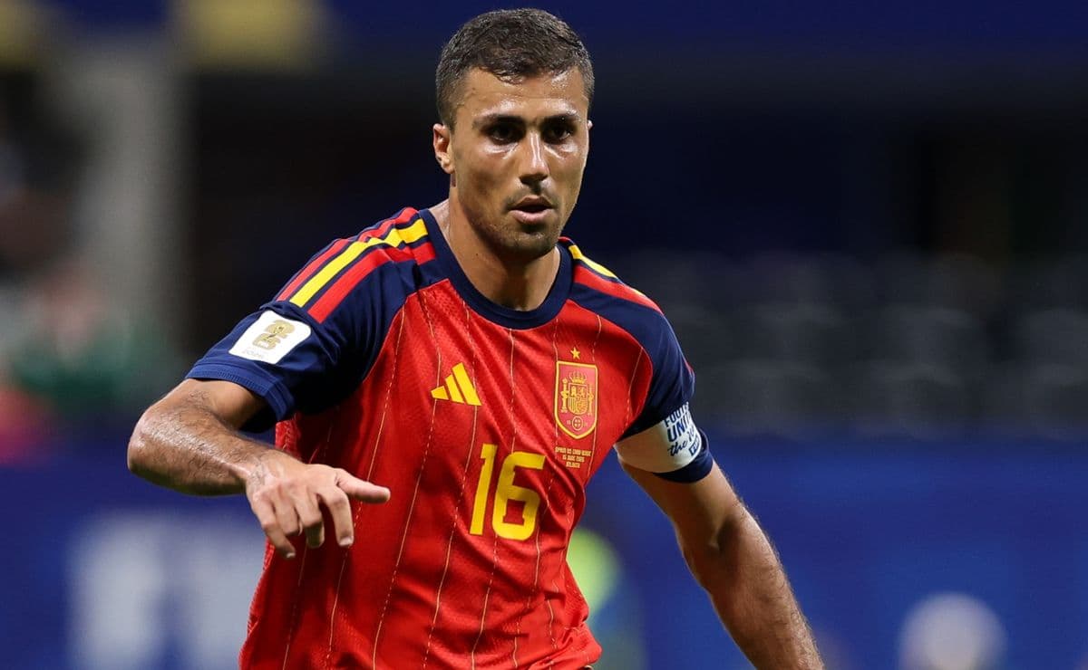2026 World Cup MVP Rodrigo Hernandez reportedly turns down PSG move eyeing his arrival to Real Madrid
