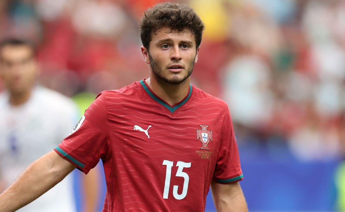 Why isn’t Joao Neves starting for Portugal against Colombia at the 2026 World Cup?