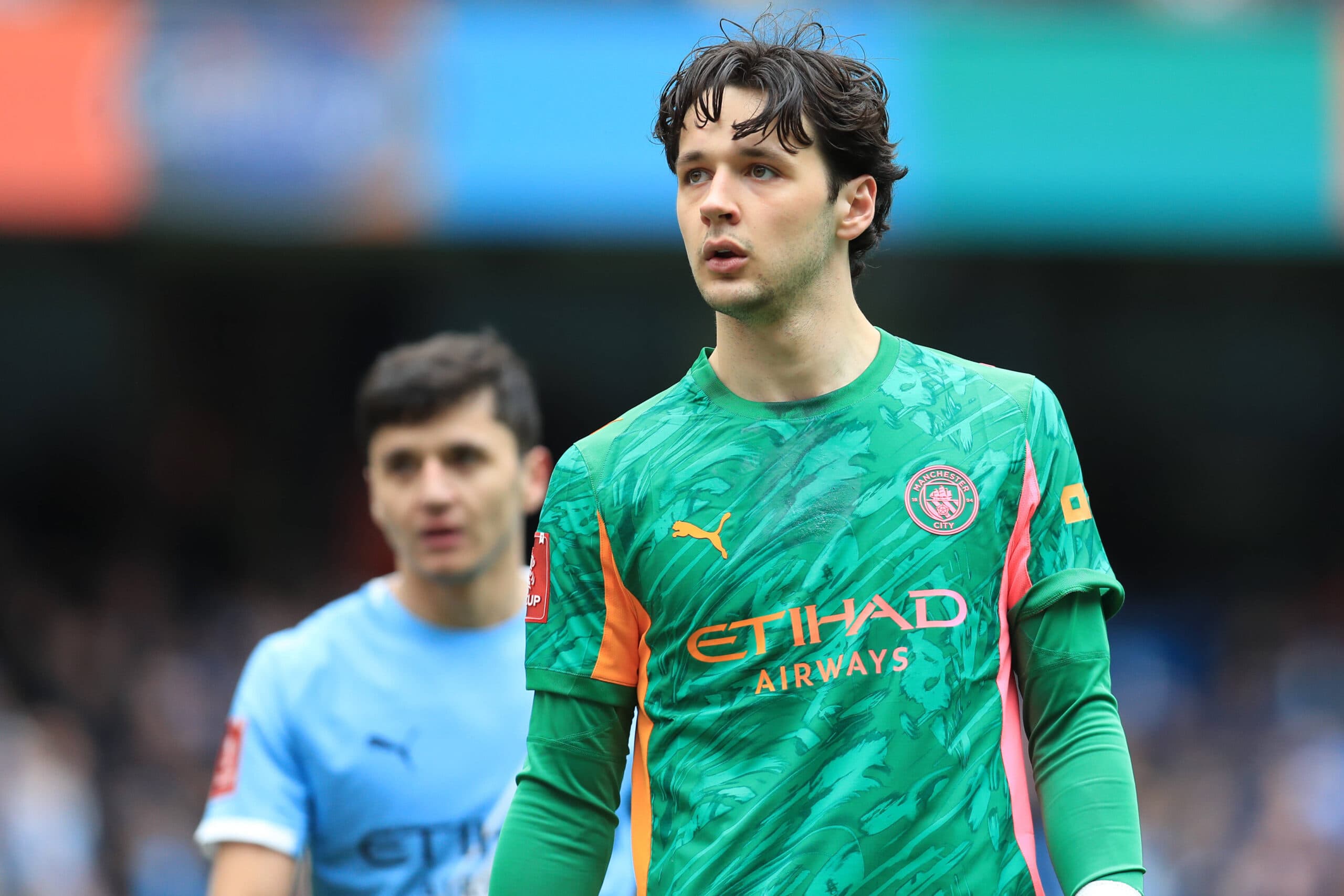 Liverpool told to replace club legend with Premier League star