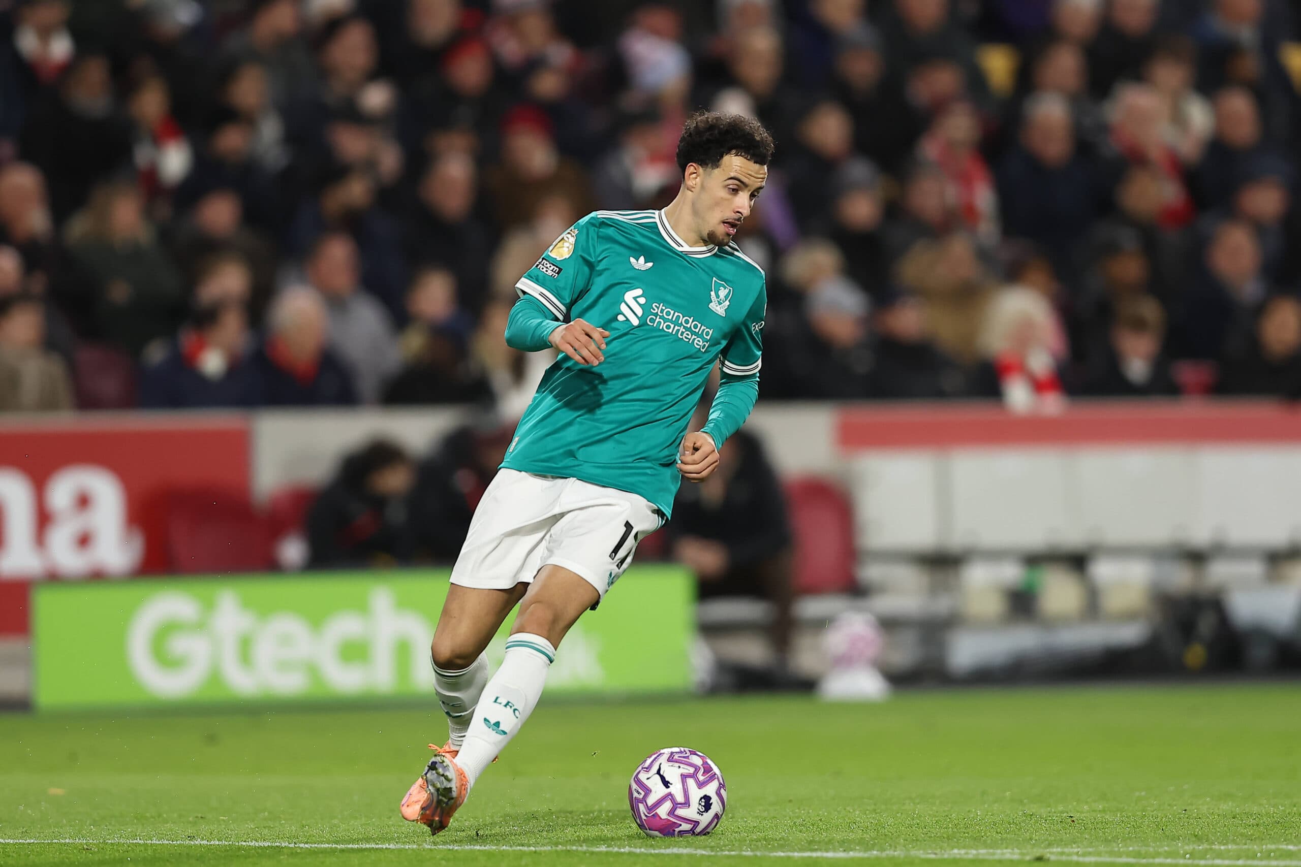 Report: European giants ready to launch another bid to sign Liverpool star