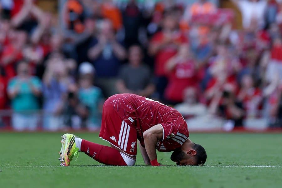 Match Report: Liverpool held by Brentford in emotional Anfield clash