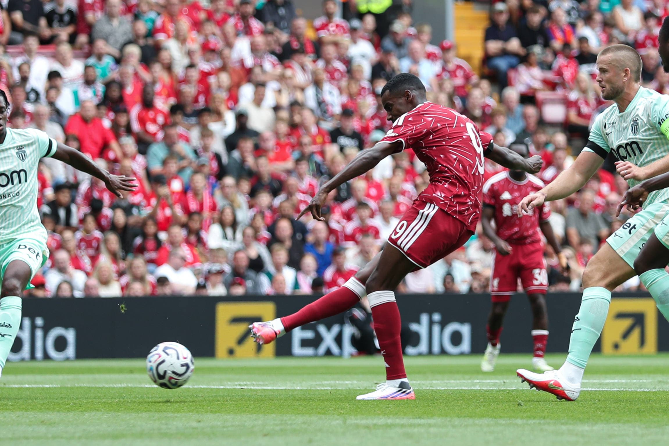 Liverpool legend backs forward to silence critics