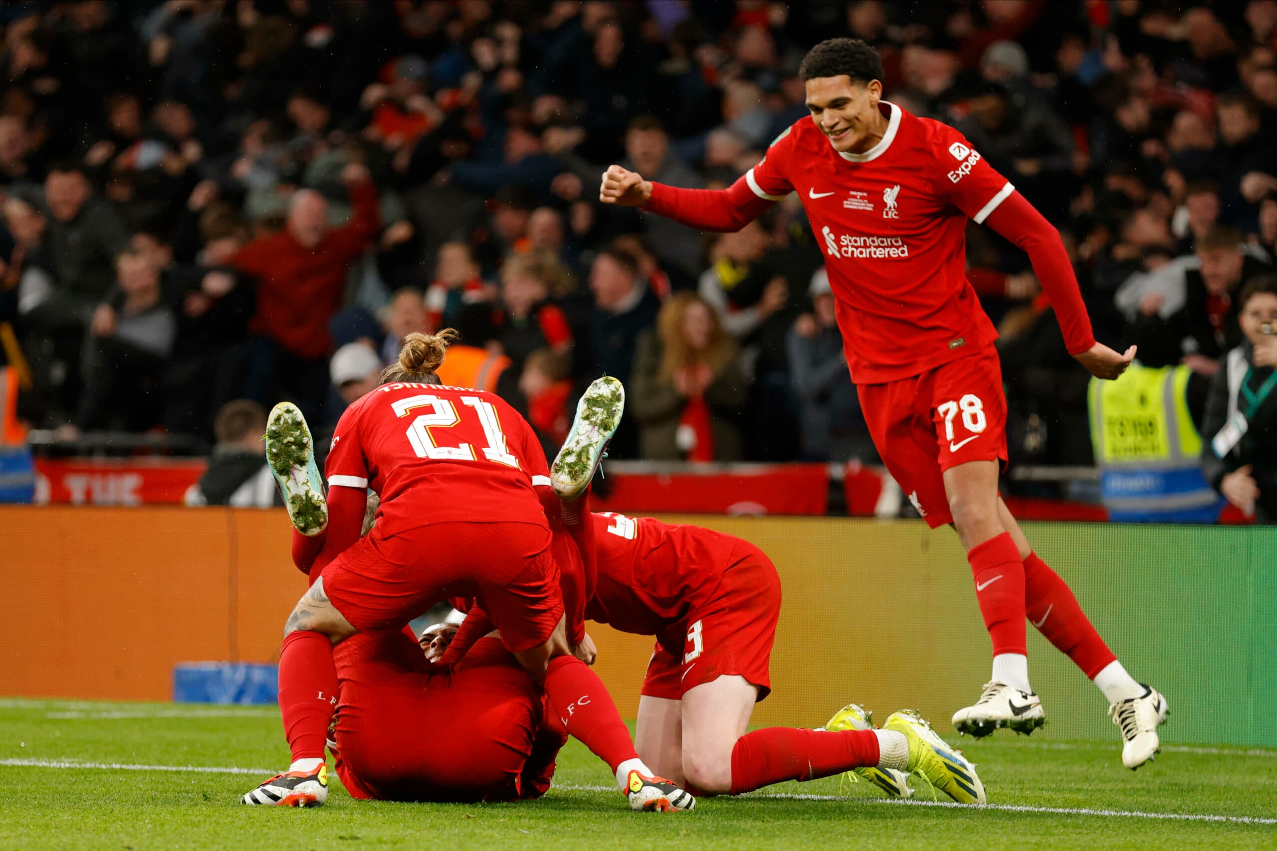 Lewis Steele: Liverpool midfielder set to stay after transfer U-turn