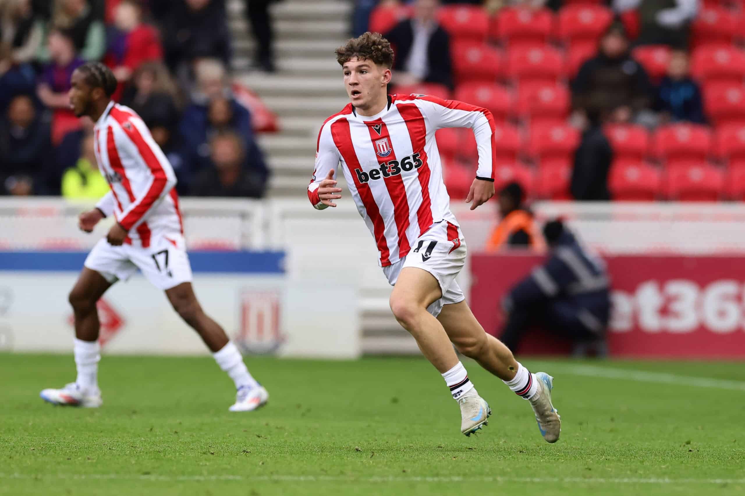 Liverpool star sends direct message to Andoni Iraola in hunt for more minutes