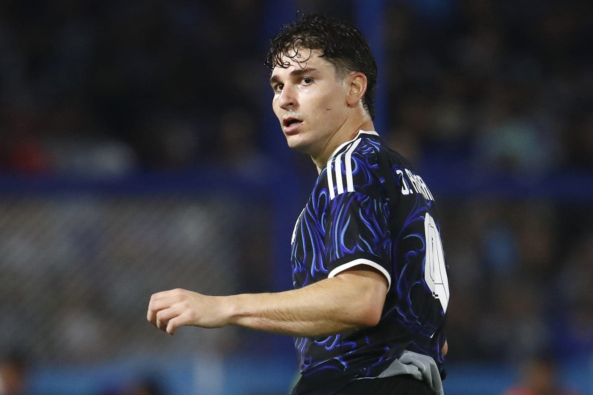 Barcelona top target holds key meeting with manager to make exit intentions clear