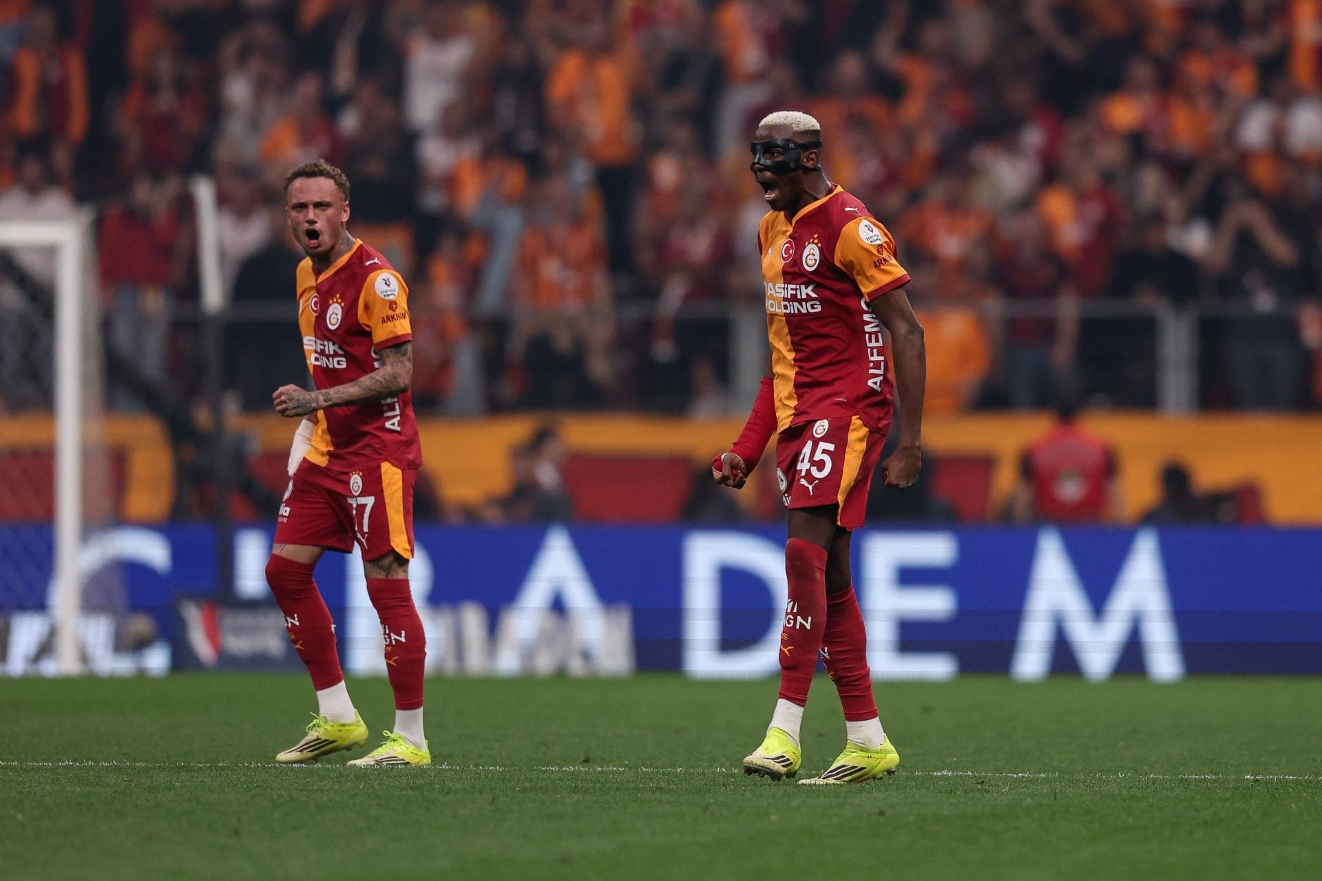 Barcelona divided over blockbuster striker signing despite stunning goal record
