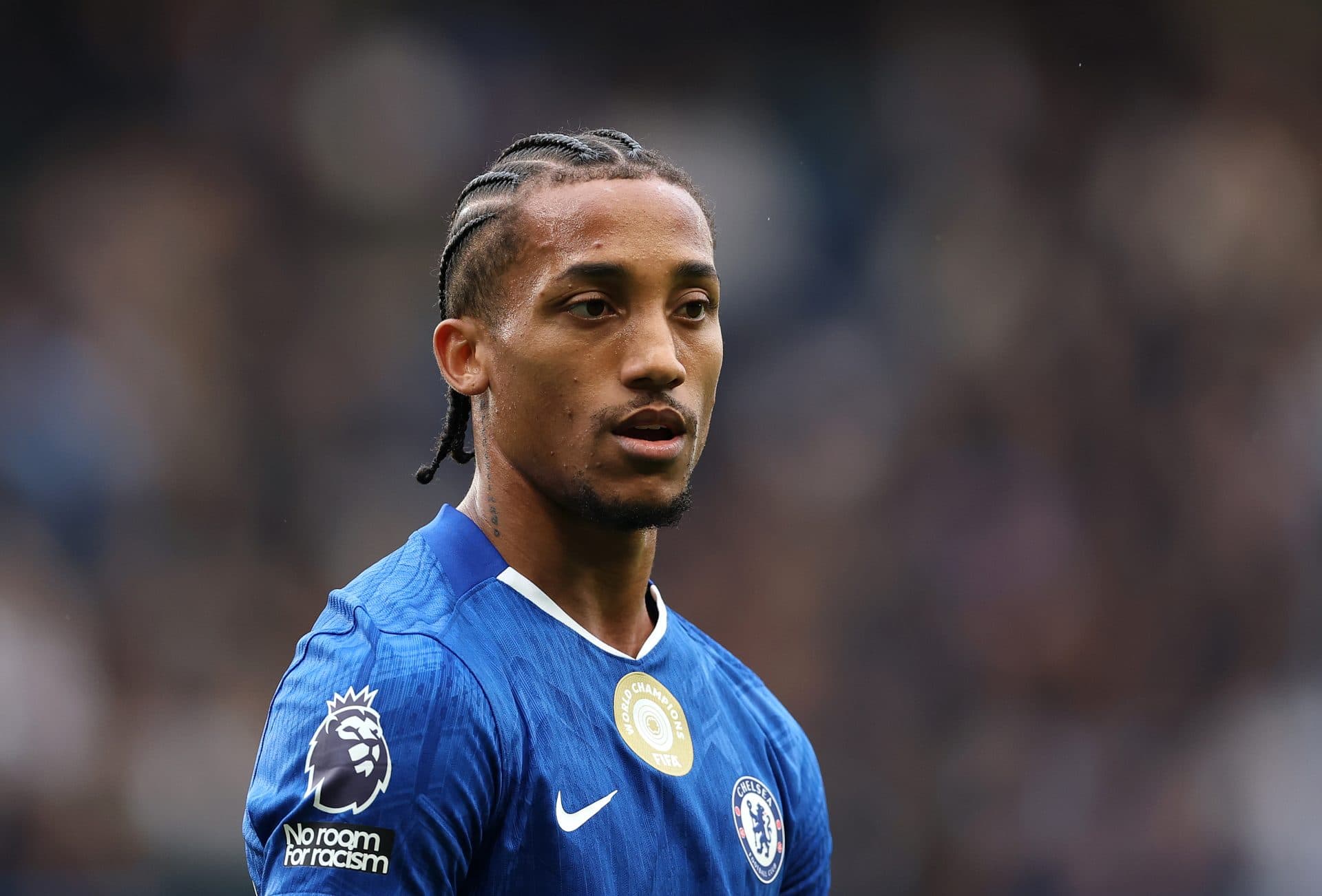 Barcelona passed on the chance to sign Chelsea ace to prioritize Gordon and Alvarez – report