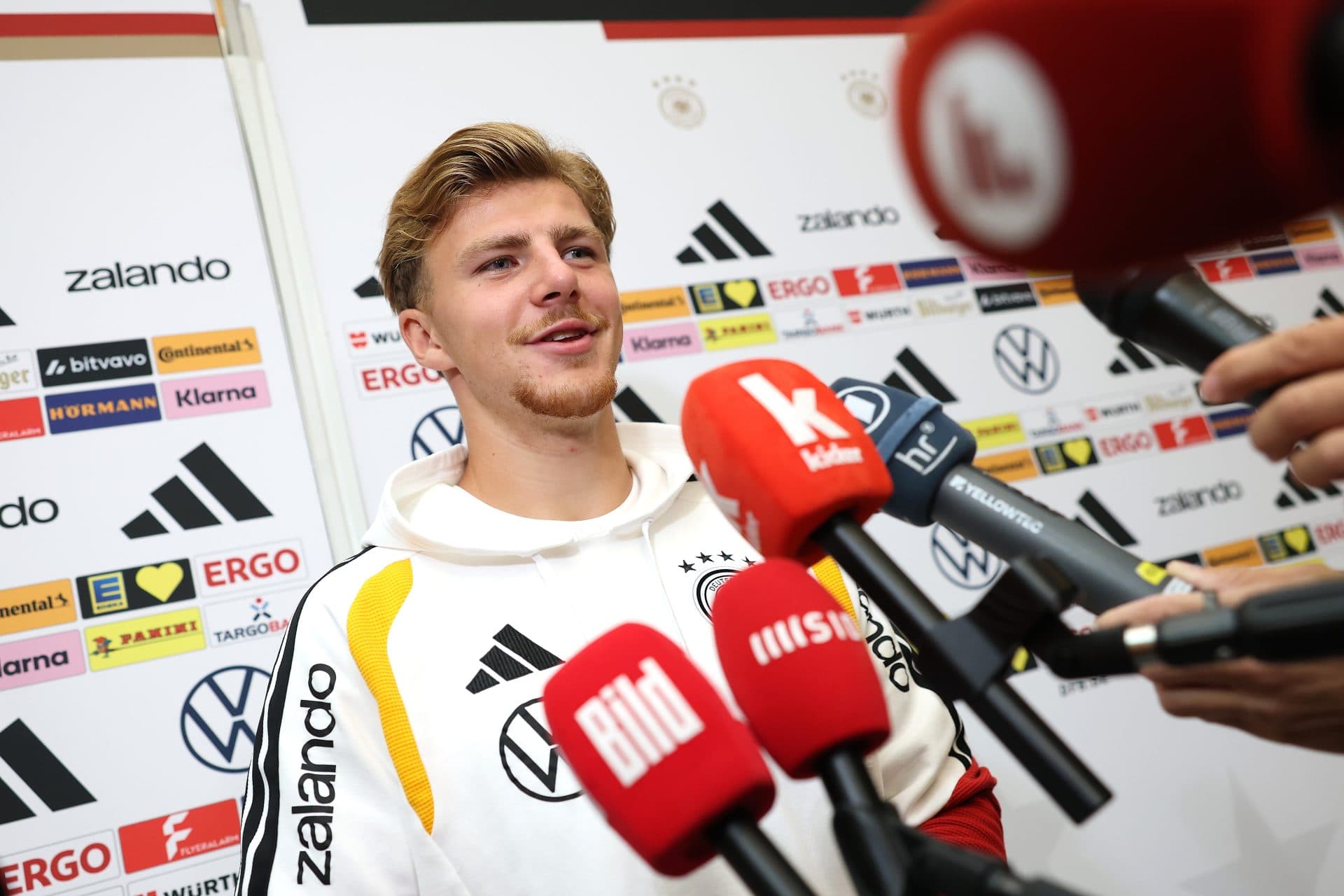 Barcelona consider January move for €60 million-rated Real Madrid centre-back target – report
