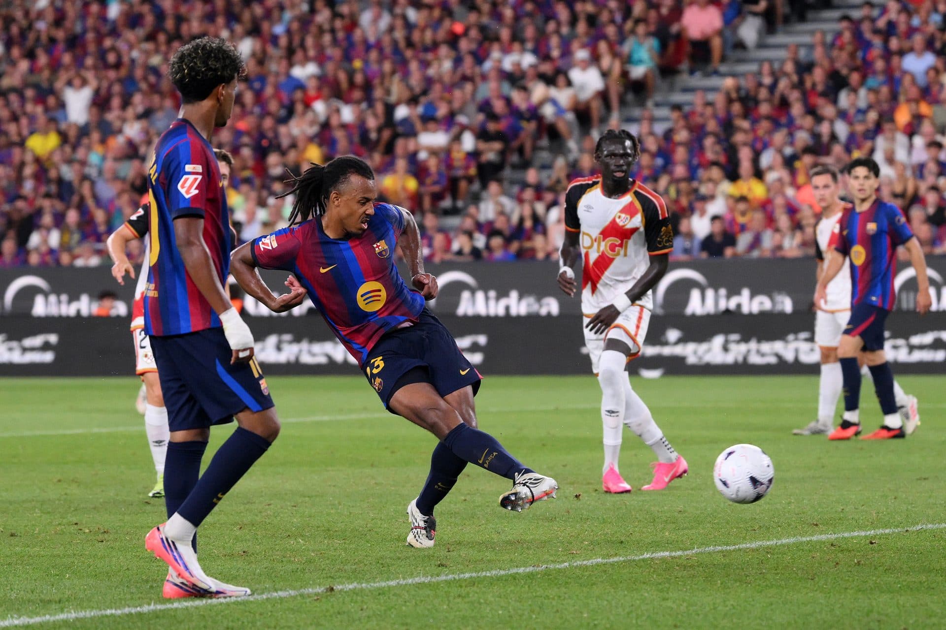 Confirmed: Barcelona squad list to face Feyenoord | UEFA Champions League