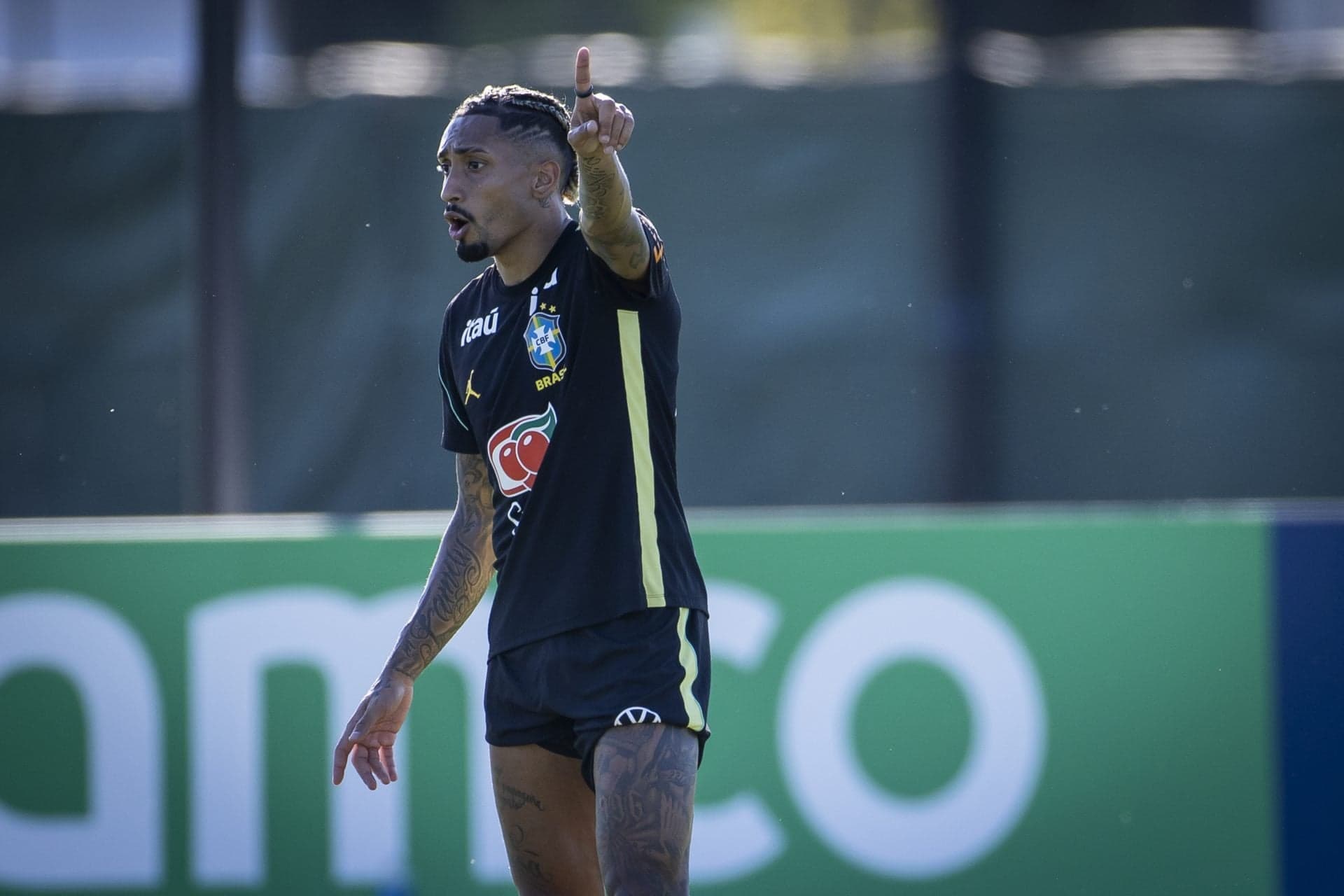 Barcelona have no intention of selling key forward despite offers from Saudi Arabia