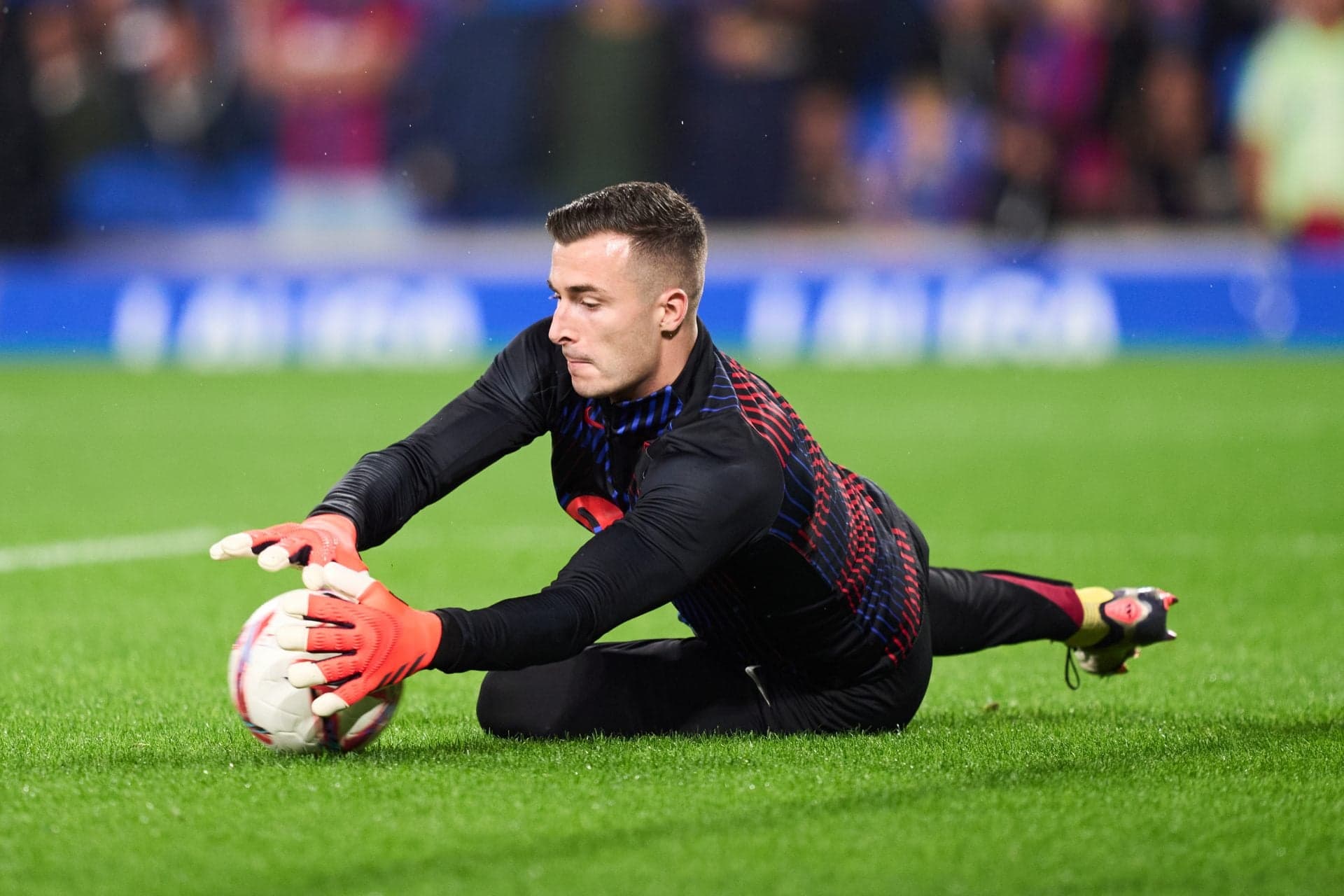 Barcelona goalkeeper on verge of surprise €3 million move to Panathinaikos