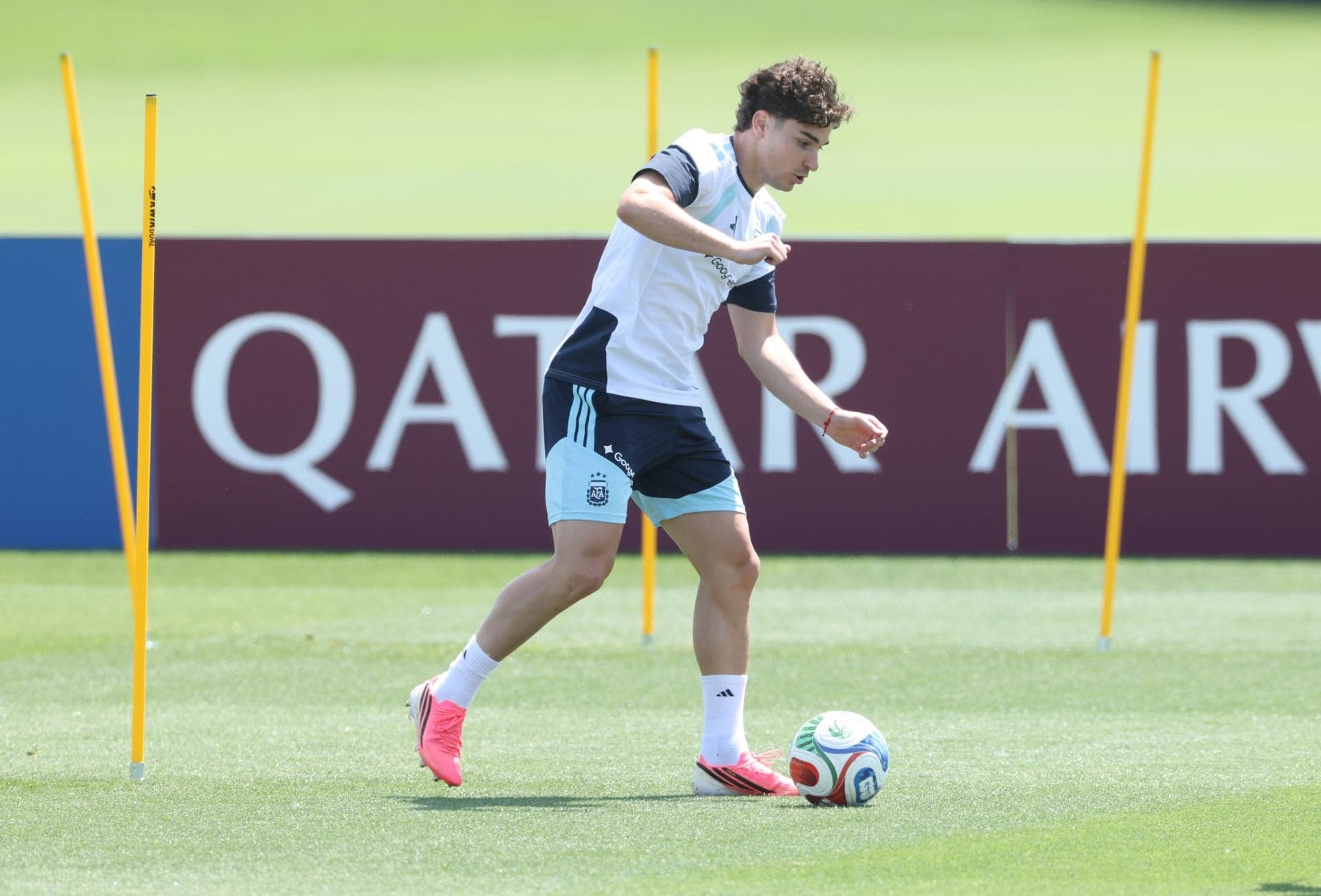 Barcelona target Julian Alvarez begins Atletico Madrid training plan amid ongoing transfer saga