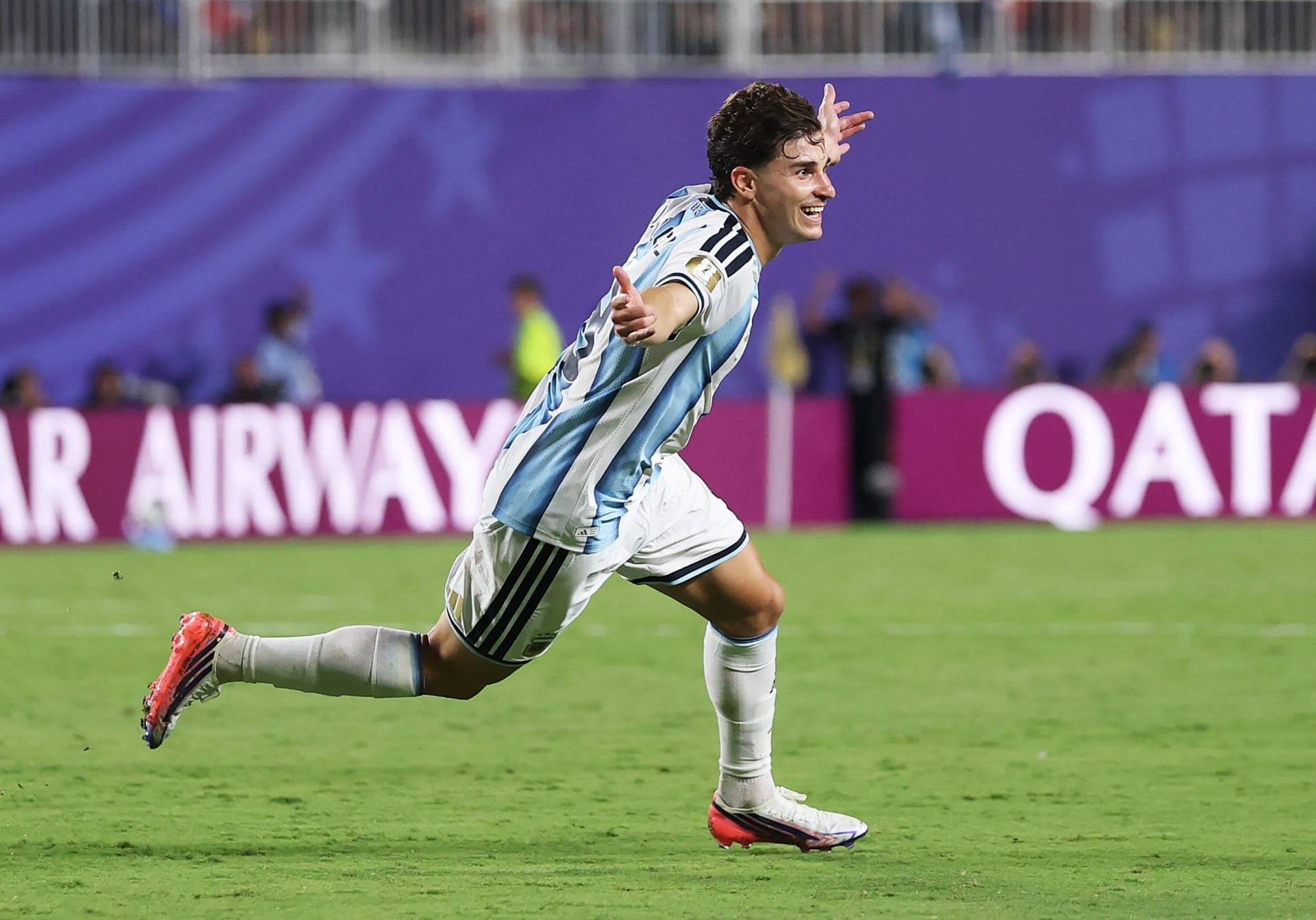 Barcelona sporting director set to meet agent of top attacking target in Madrid – Romano