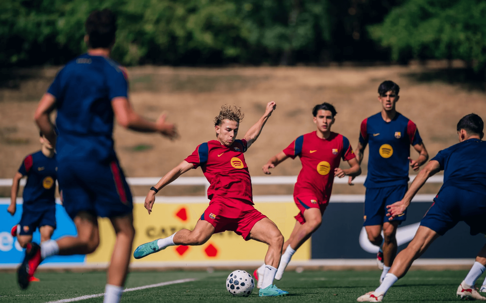 Barcelona conclude England camp with intra-squad match with three stars competing after injury return
