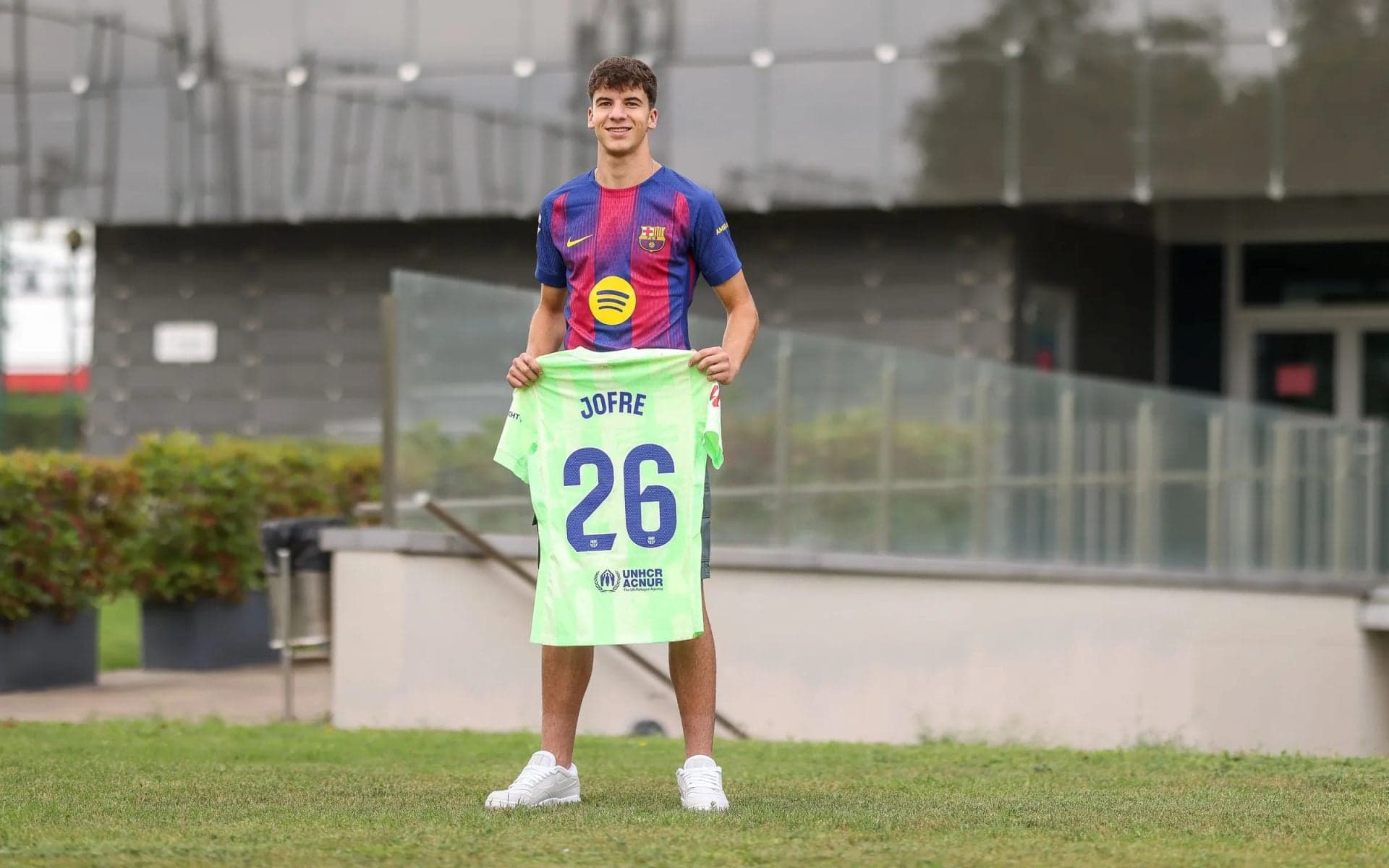 Barcelona teenage defender wanted on loan by two clubs – report