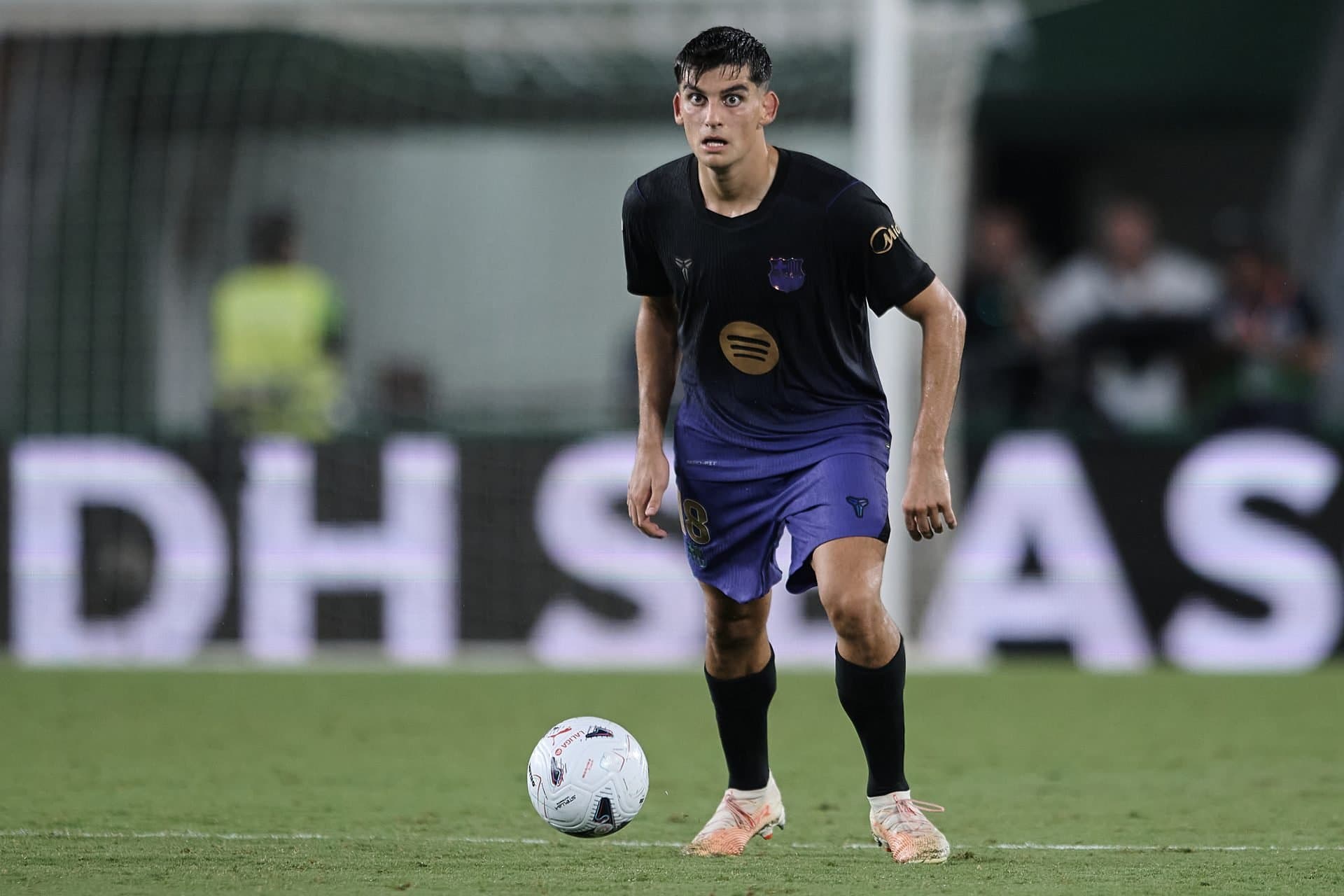 Barcelona make steady progress in renewing defender’s contract until 2031