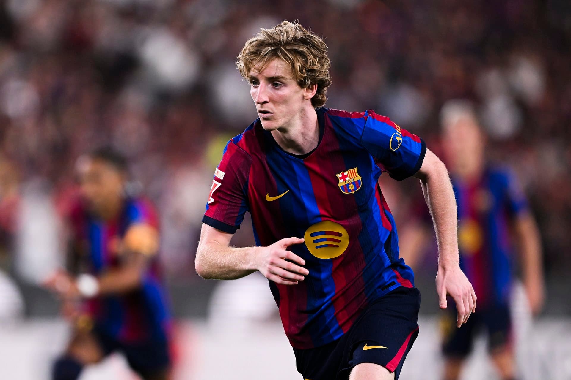 Anthony Gordon wins over Barcelona dressing room with one standout quality
