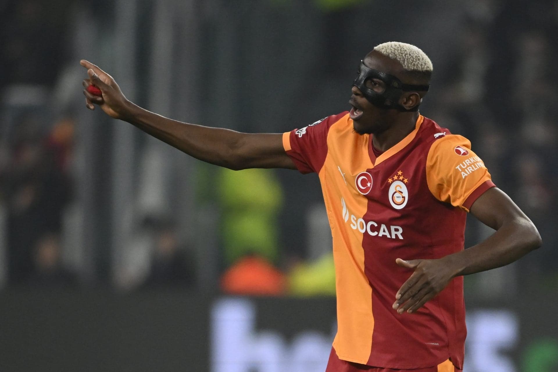 Barcelona among clubs offered the services of 27-year-old centre-forward – report