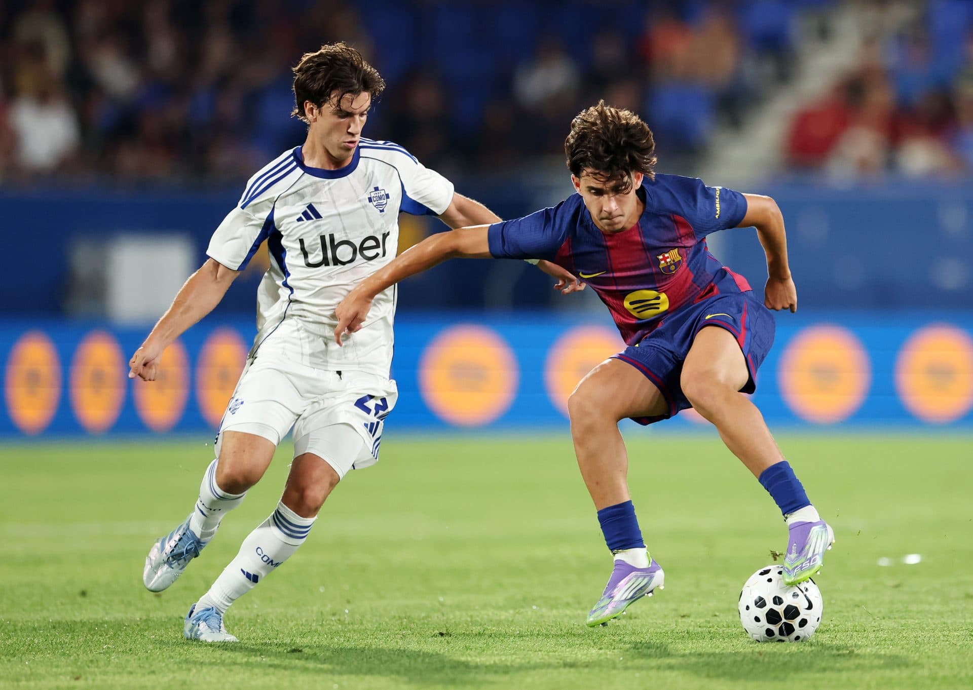 Barcelona academy jewel still has no renewal offers amid widespread interest