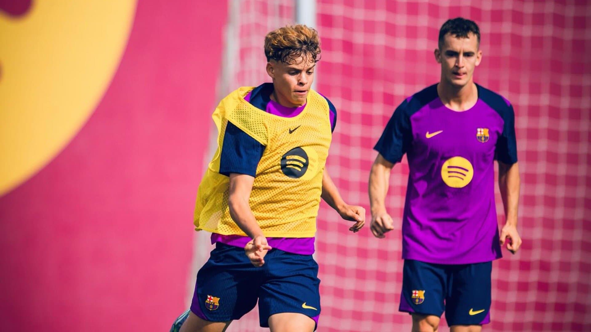 Barcelona 17-year-old starlet in line for first-team call-up for El Clasico vs Real Madrid