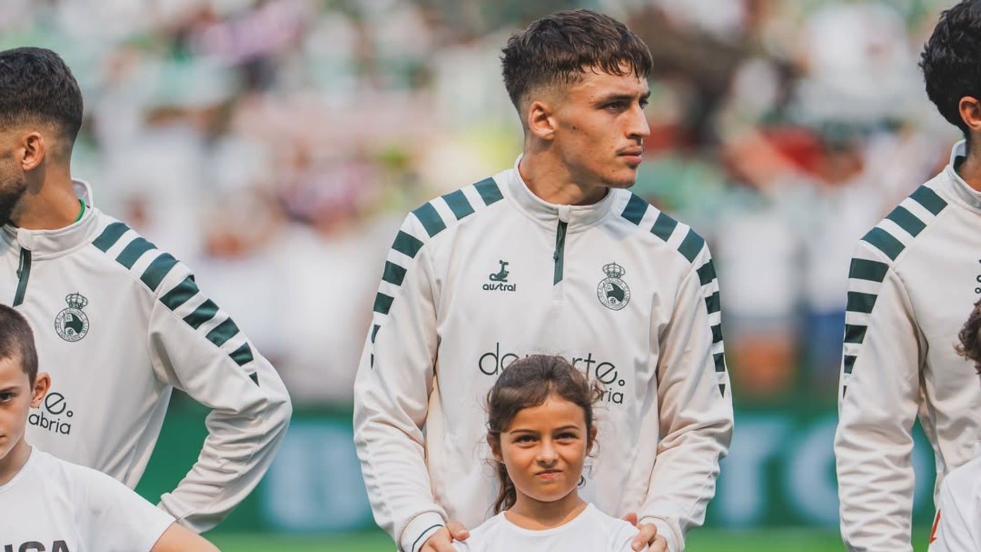 Barcelona’s move for Spanish teenager delayed due to release clause disagreement