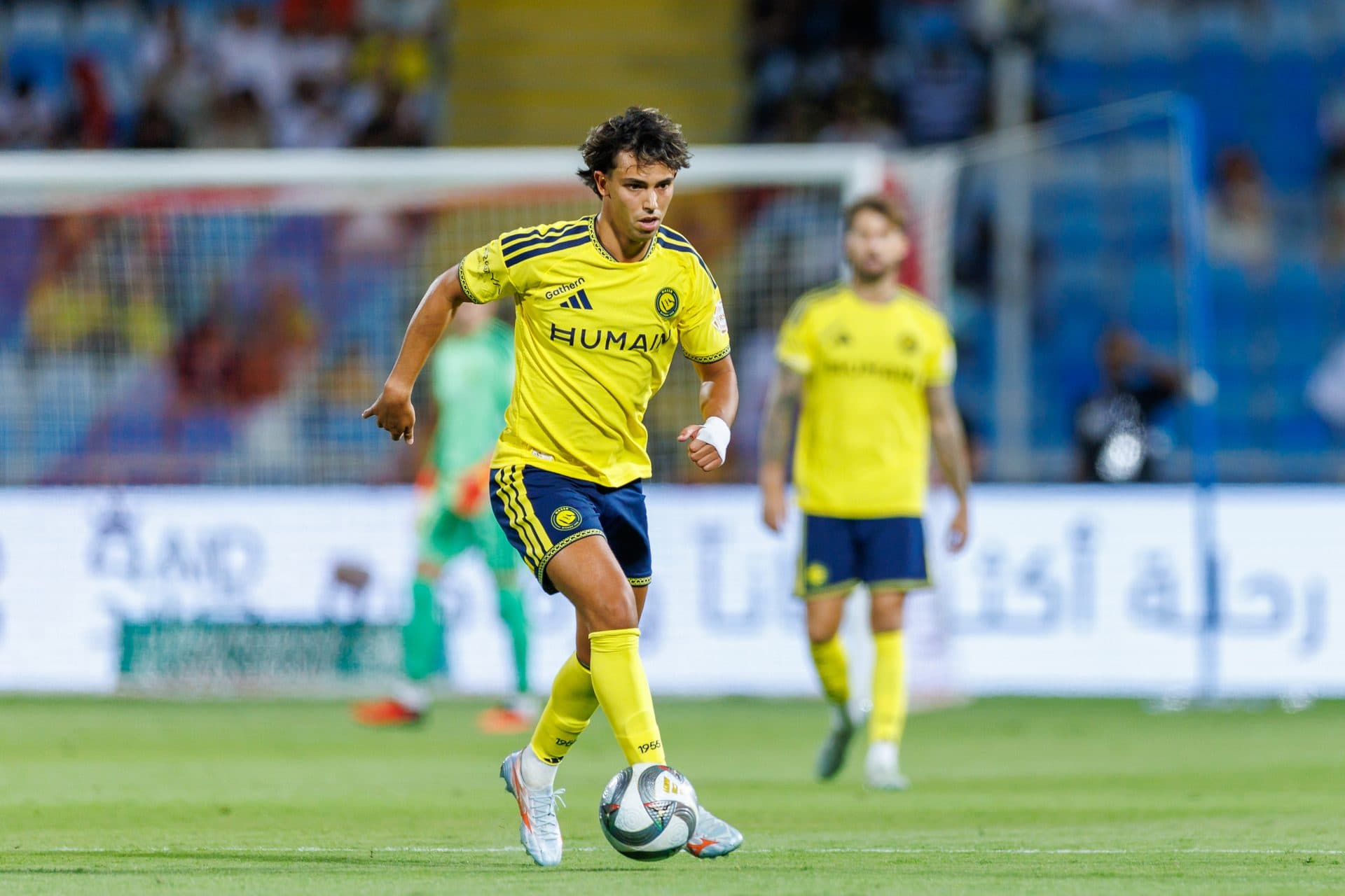 Former Barcelona winger dreams of a return but no place for him in team