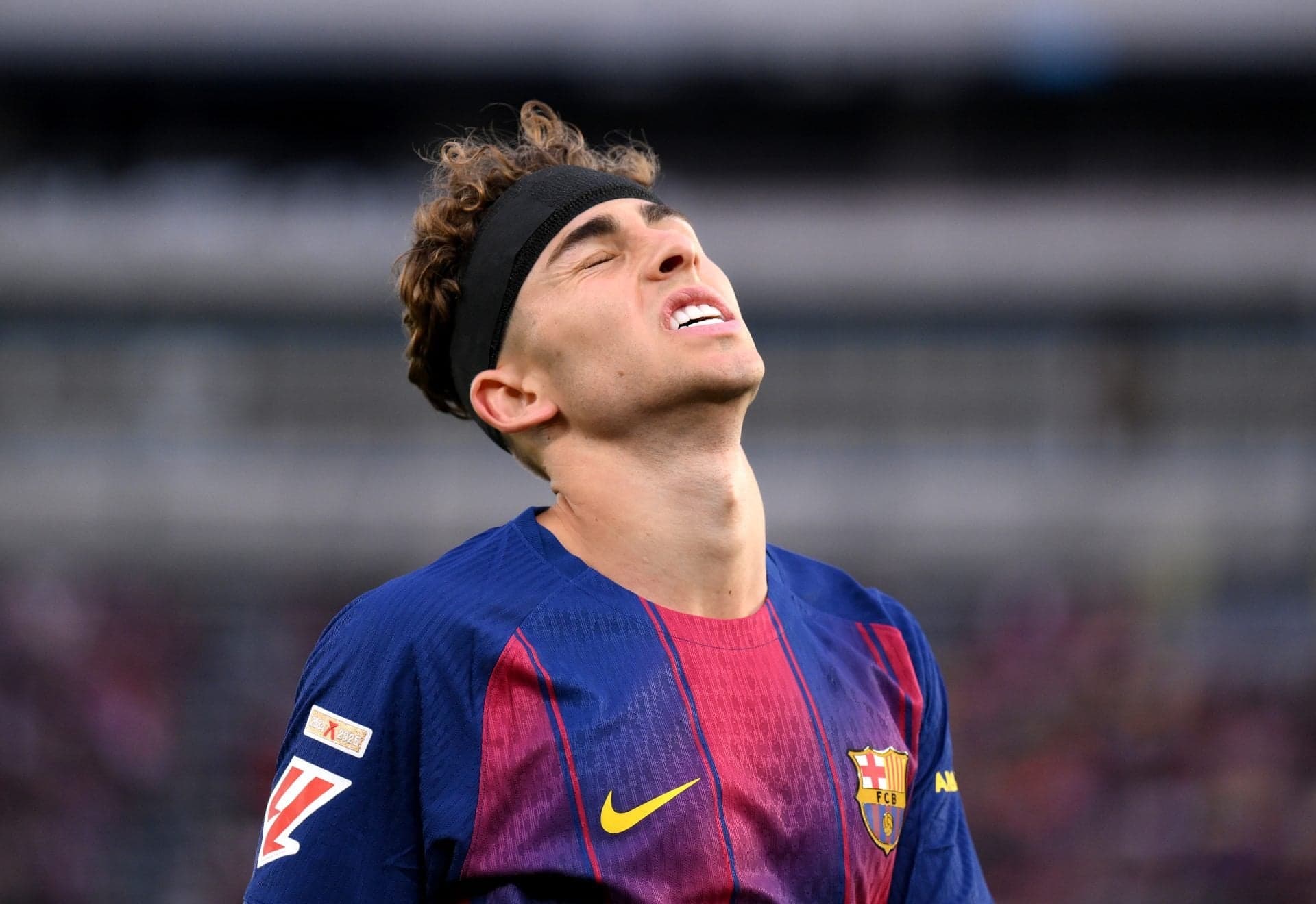Barcelona midfielder’s World Cup could be in jeopardy after foot injury vs Real Betis