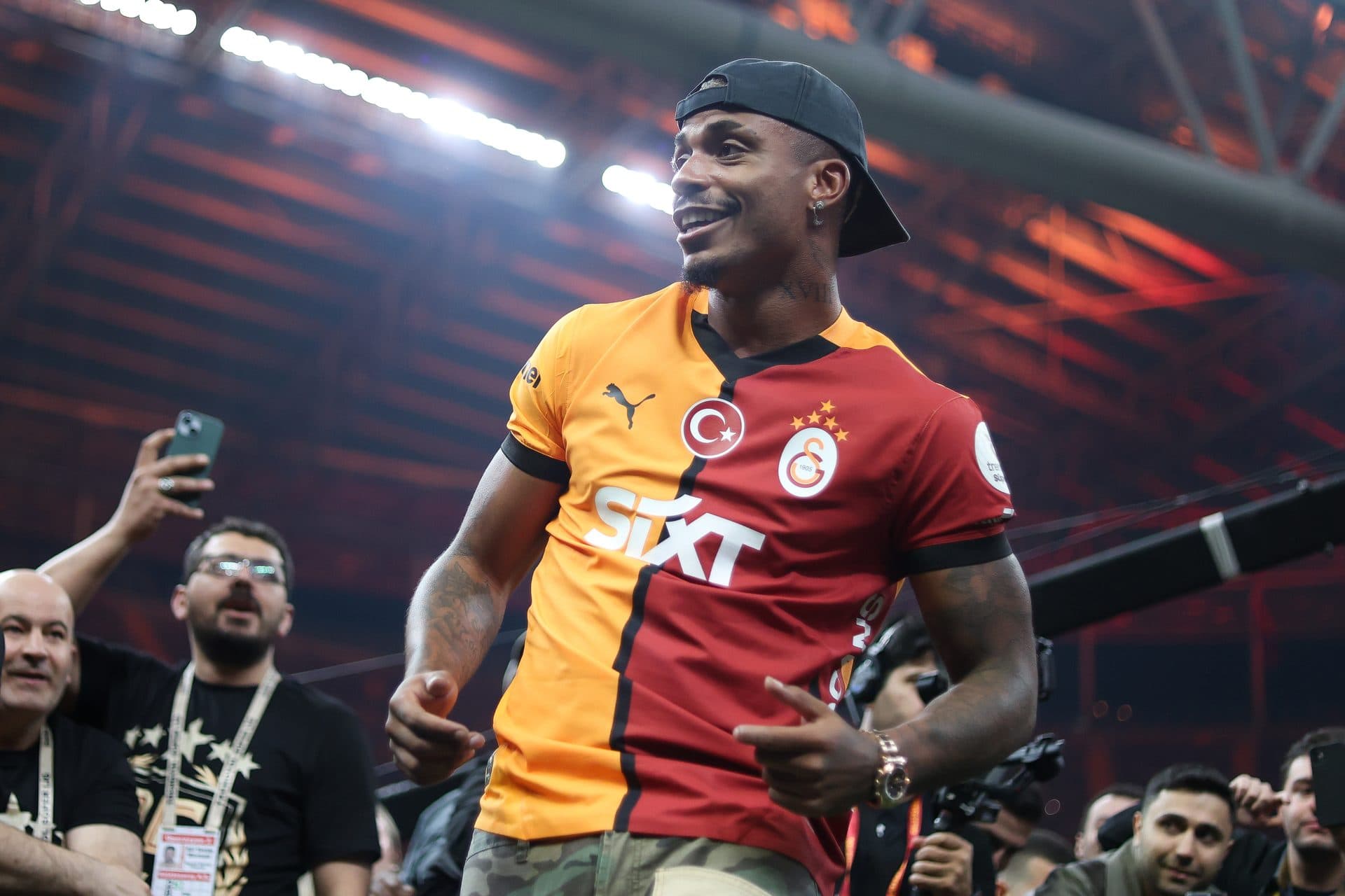 Galatasaray star backtracks on his sly dig at Barcelona star Lamine Yamal: ‘Of course I know you’
