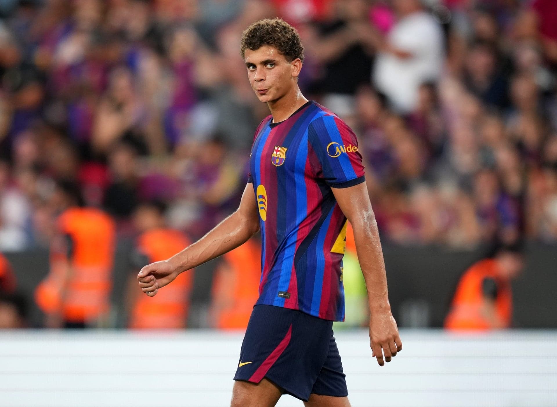 Barcelona ready to reward 18-year-old talent after explosive pre-season with €150 million release clause