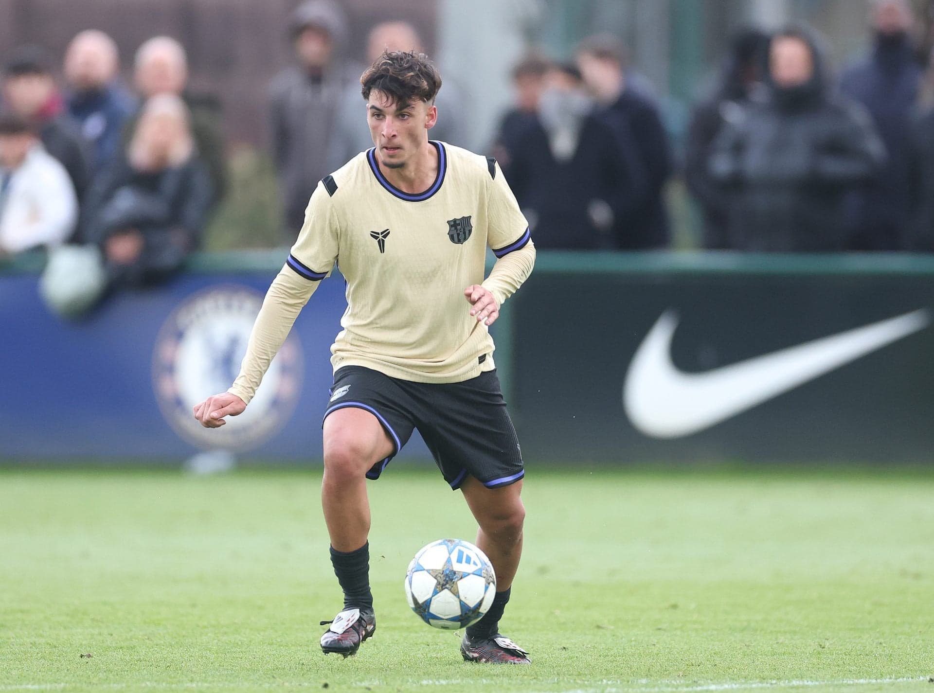 Barcelona approached by two clubs over loan deal for 18-year-old La Masia gem