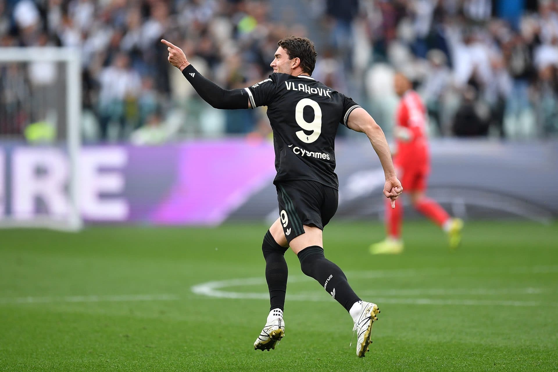 Juventus forward makes one final push to join Barcelona amid Ferran Torres uncertainty – report