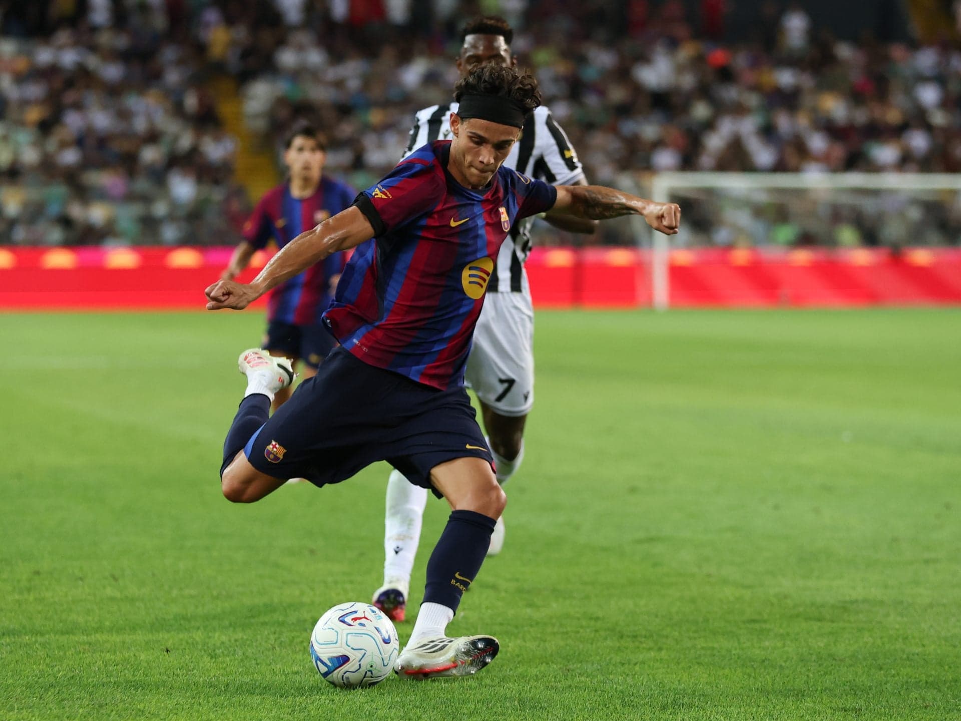Borussia Dortmund join the race to sign talented €20 million-rated Barcelona defender