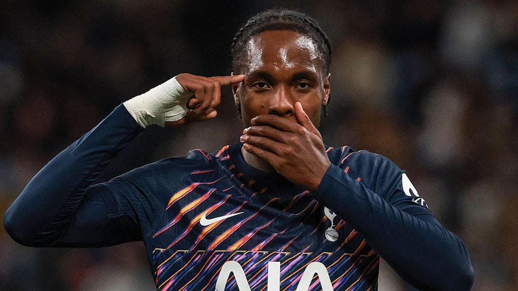 Tel scores stunner as Spurs beat Sydney FC on penalties
