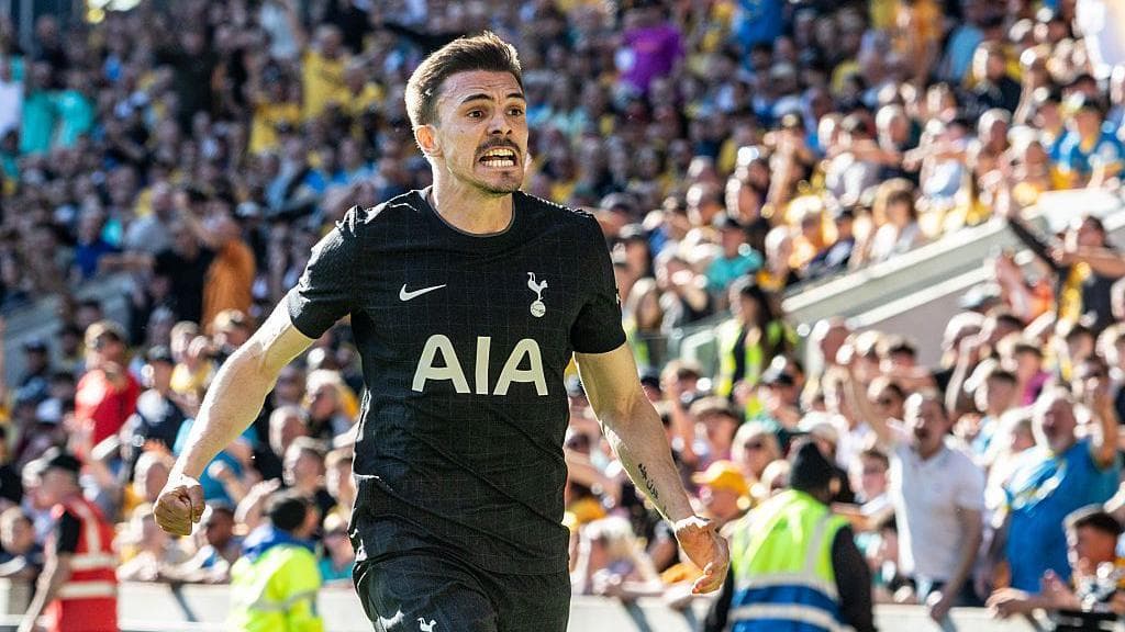 Should Spurs push for Palhinha permanently?