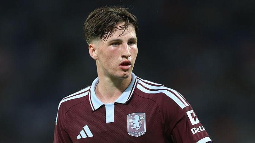 Stevenage sign Broggio on loan from Aston Villa
