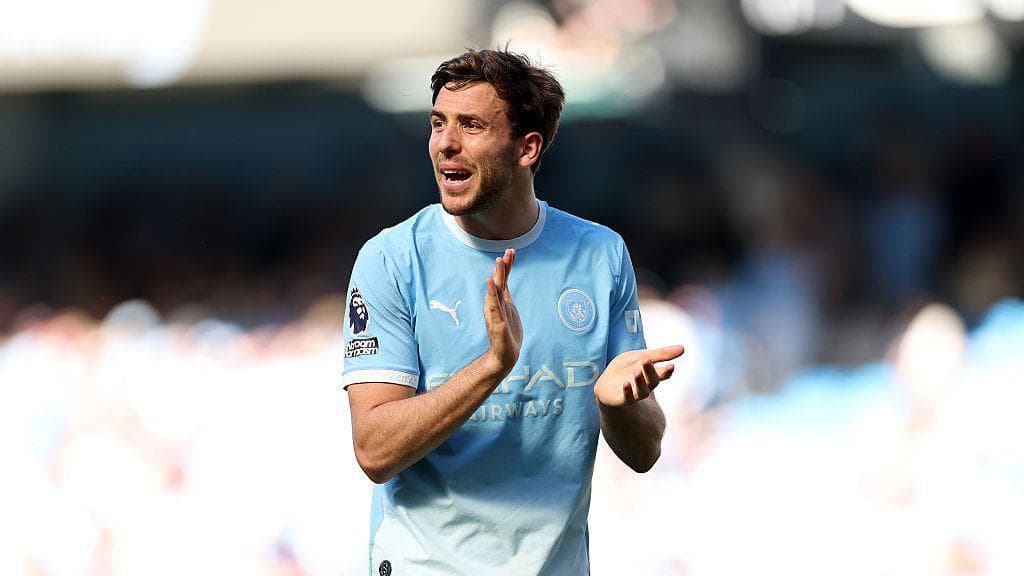 Gonzalez wants to stay at Man City