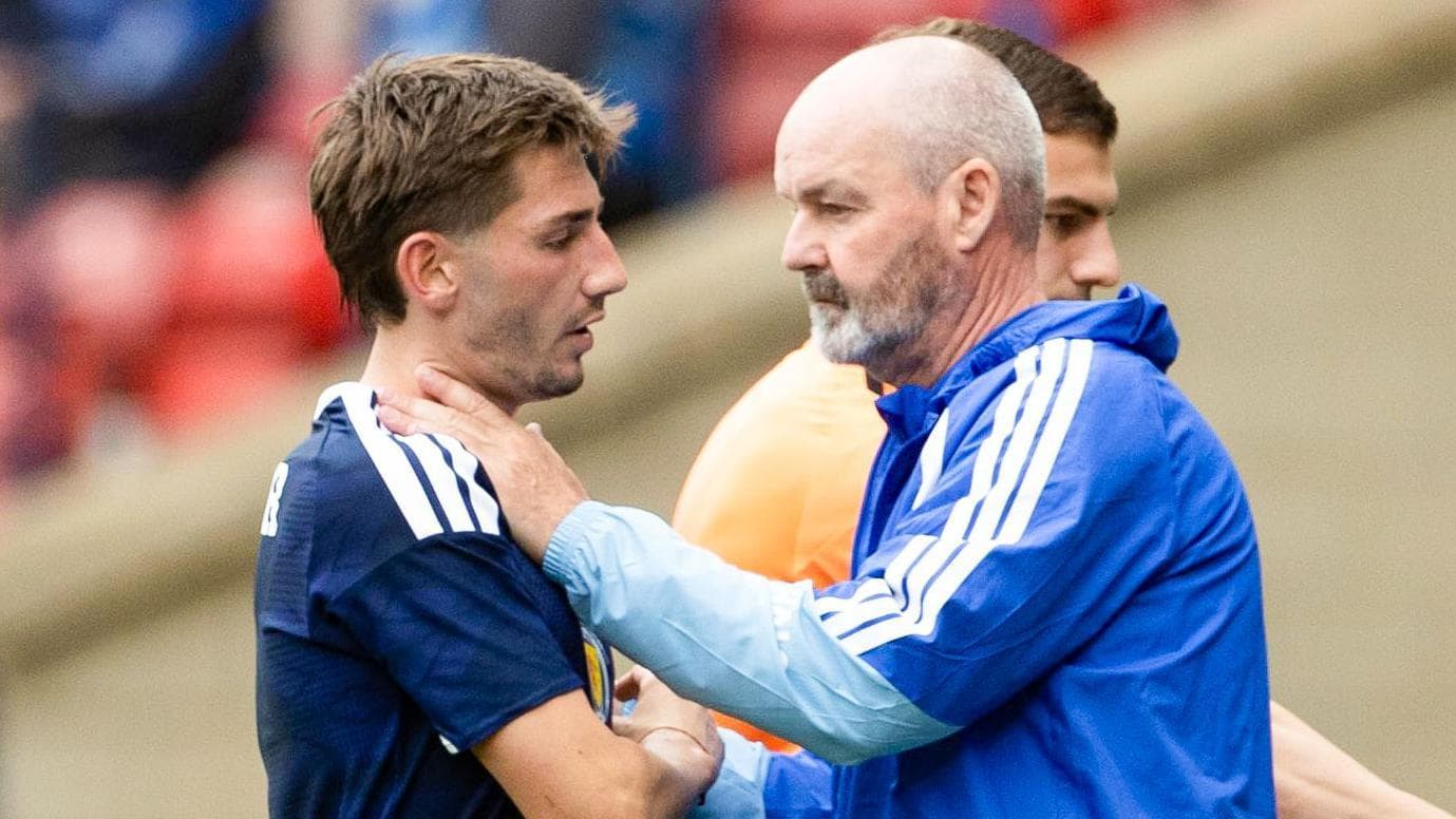 Gilmour ruled out of World Cup - could Man Utd's Fletcher replace him?