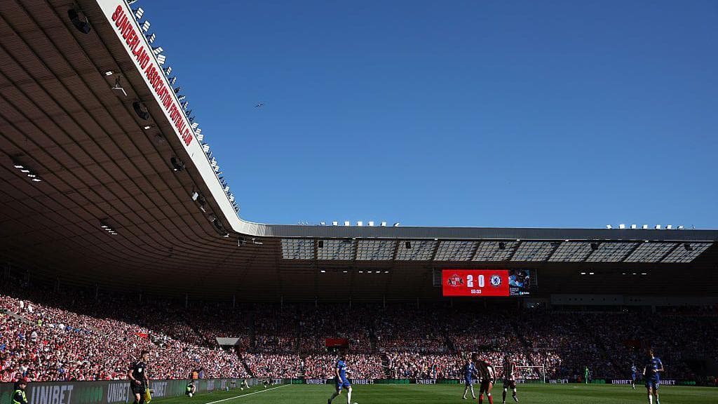 Sunderland 'remain in discussions' over Geertruida deal