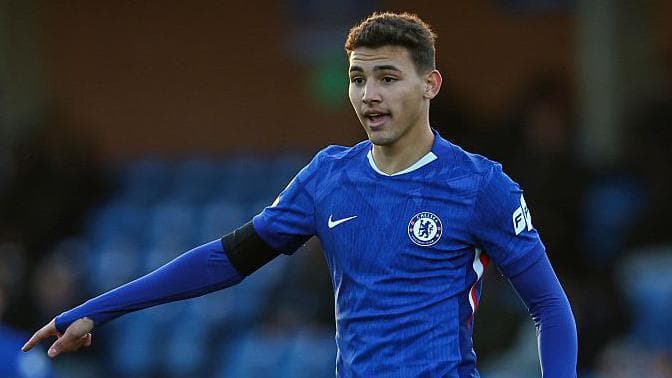 Strasbourg hold talks to sign Chelsea striker Washington