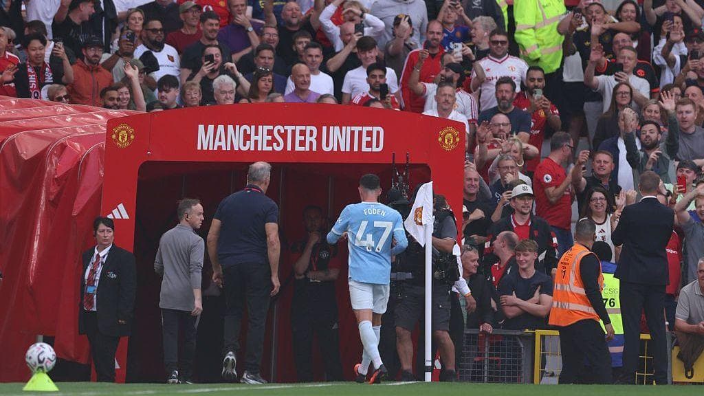 'Just a flick' or 'violent'? Debating Foden's red card