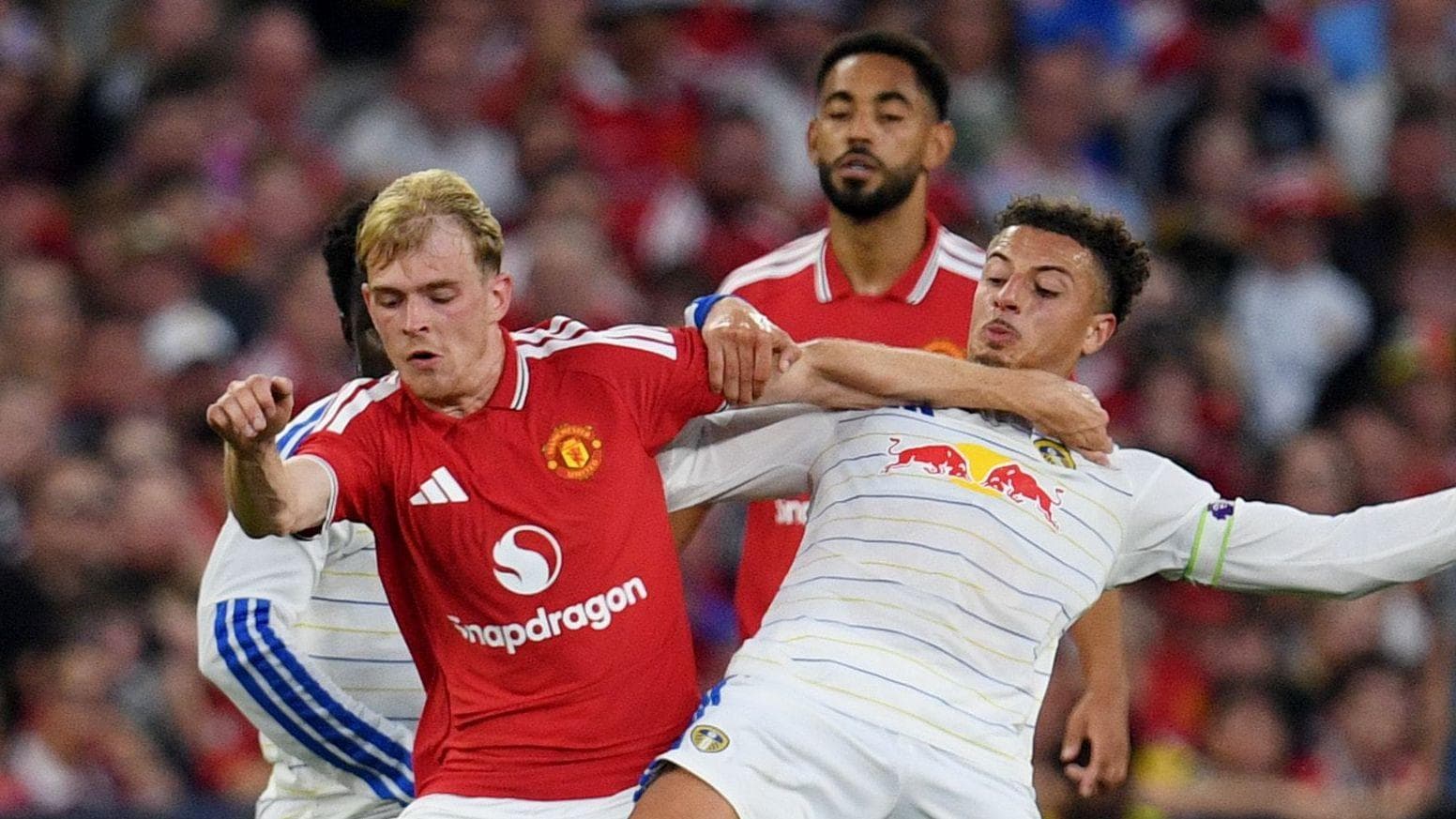 West Brom agree fee with Man Utd for Collyer