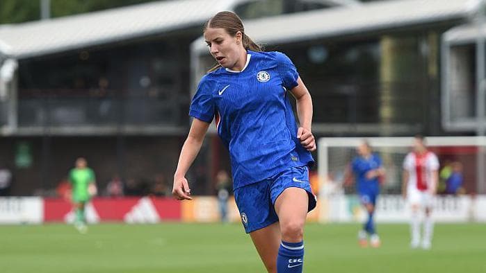 Rangers sign Chelsea winger Hendle on loan