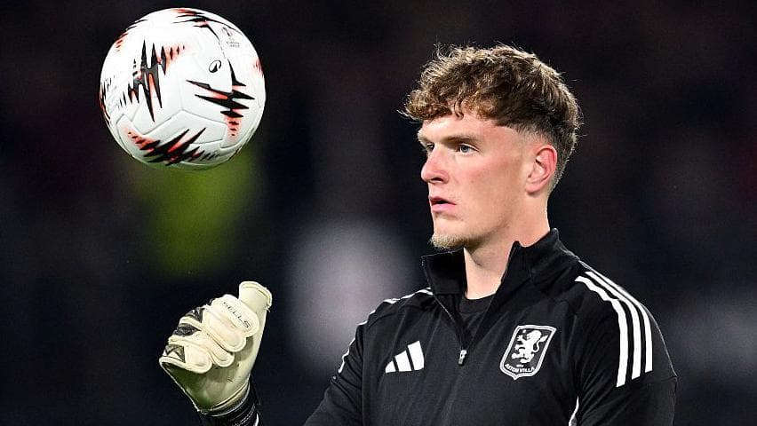 Shrewsbury sign Villa goalkeeper Proctor on loan